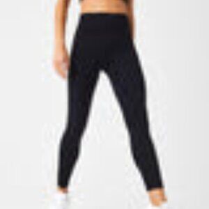 SPANXshape™ Booty Boost® 7/8 Leggings Very Black / M